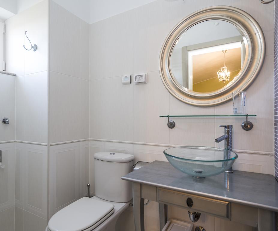 Apartments & Rooms Buoni Amici Murine Quarto foto